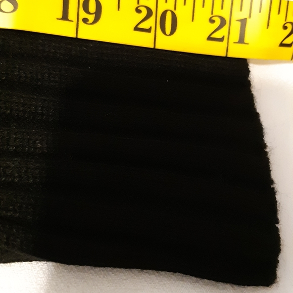 Woman's Short Jersey knit Dress, Long Sleeves, Red And Black Size Medium - Picture 6 of 14